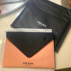 $65 🌙 Prada Beauty Envelope Clutch Pink & Black Brand New